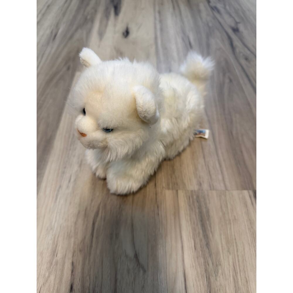 Toys R Us Animal Alley White Cat Blue Eyes Fluffy Persian Plush 12” Stuffed